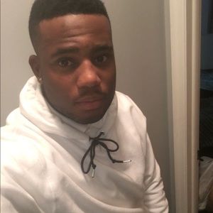 Meet your Posher, Cornelius